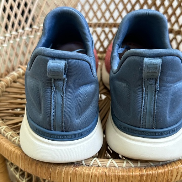 APL Techloom Tracer W Sneakers In Moonstone / Cedar size 9 - Picture 4 of 8